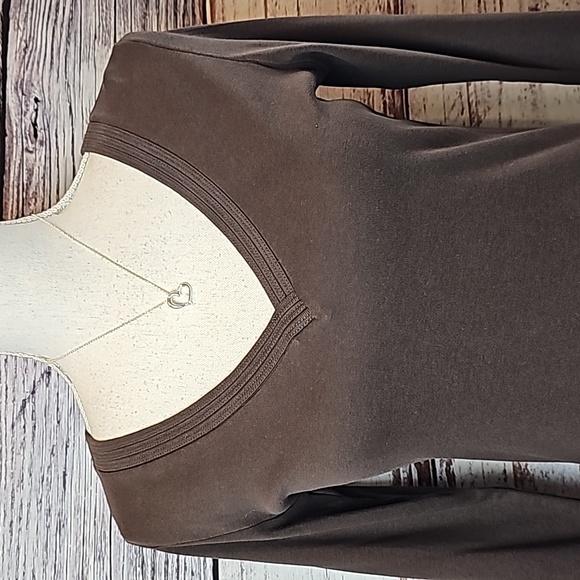 NWOT CASLON ORGANIC COTTON BROWN 3/4 SLEEVE V NECK TOP - Picture 2 of 9